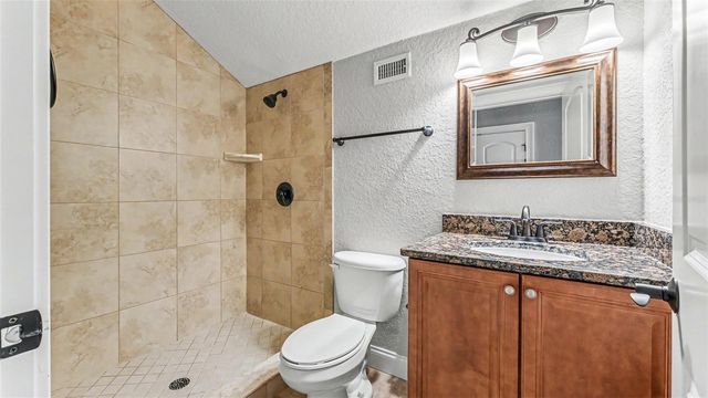6370 HIGHLANDS IN THE WOODS AVENUE, Lakeland, FL 33813