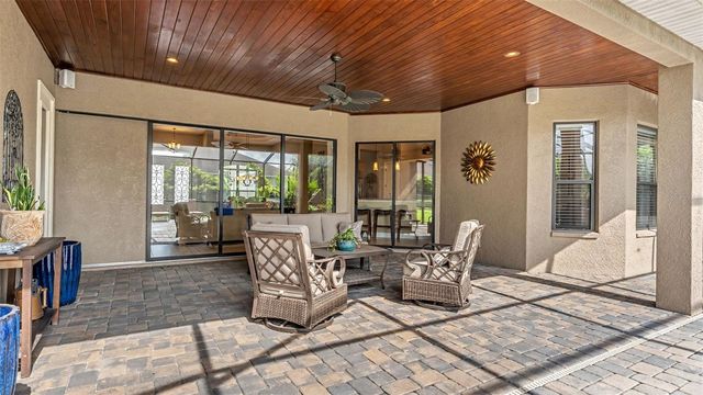 6370 HIGHLANDS IN THE WOODS AVENUE, Lakeland, FL 33813