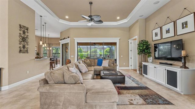 6370 HIGHLANDS IN THE WOODS AVENUE, Lakeland, FL 33813
