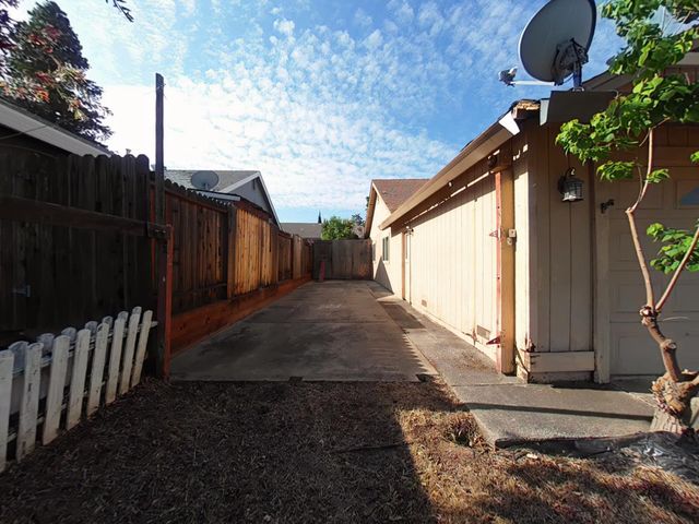 104 Duncan Way, Roseville, CA 95678