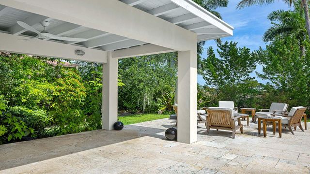 335 Old School Road, Gulf Stream, FL 33483