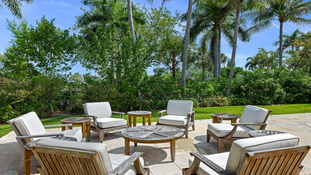 335 Old School Road, Gulf Stream, FL 33483