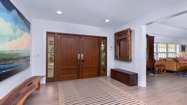 335 Old School Road, Gulf Stream, FL 33483