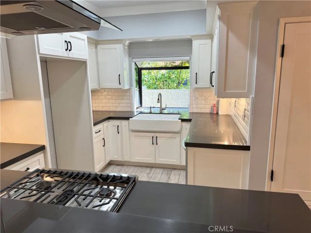 4762 Tiara 102, Huntington Beach, CA 92649