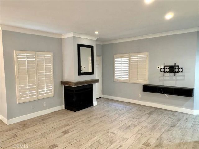 4762 Tiara 102, Huntington Beach, CA 92649