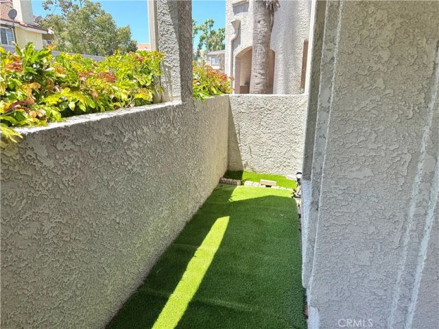 4762 Tiara 102, Huntington Beach, CA 92649
