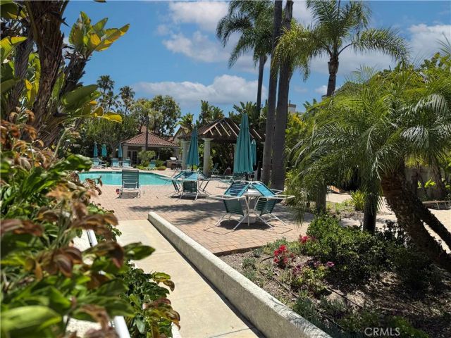 4762 Tiara 102, Huntington Beach, CA 92649
