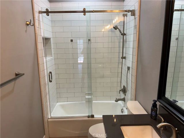 4762 Tiara 102, Huntington Beach, CA 92649