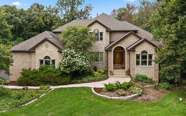 19412 S Woodedge Lane, Mokena, IL 60448