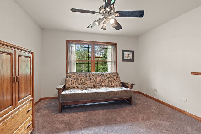 19412 S Woodedge Lane, Mokena, IL 60448