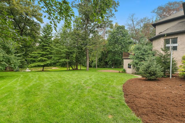 19412 S Woodedge Lane, Mokena, IL 60448