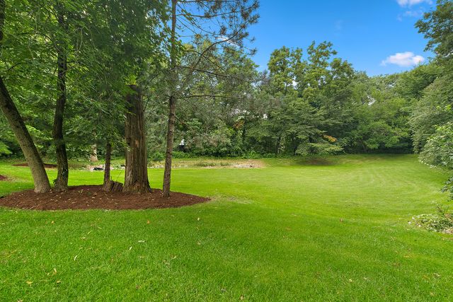 19412 S Woodedge Lane, Mokena, IL 60448