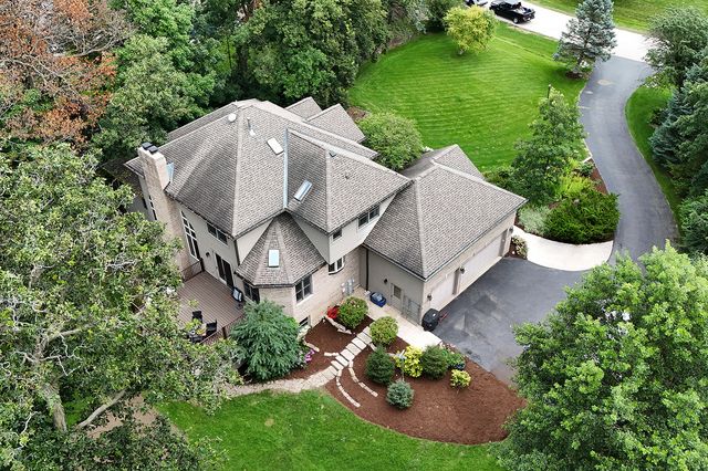 19412 S Woodedge Lane, Mokena, IL 60448
