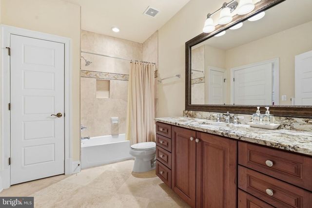 1889 VIRGINIA AVE, Mclean, VA 22101