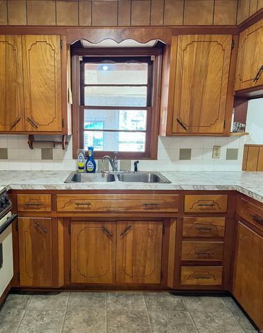 430 W Mill Street, Malvern, AR 72104