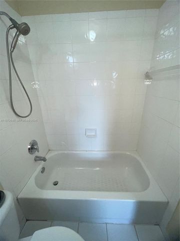 2203 SE 23rd Ave 2203, Homestead, FL 33035