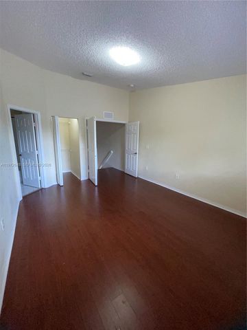 2203 SE 23rd Ave 2203, Homestead, FL 33035