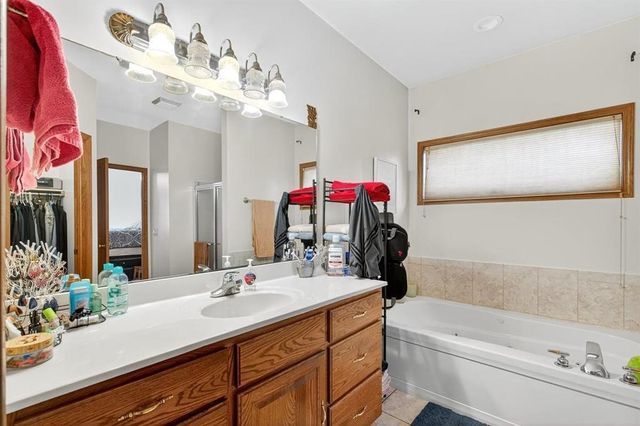 5012 Laufenberg Boulevard, Cross Plains, WI 53528