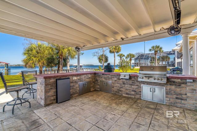 880 Paradise Beach Circle, Pensacola, FL 32506