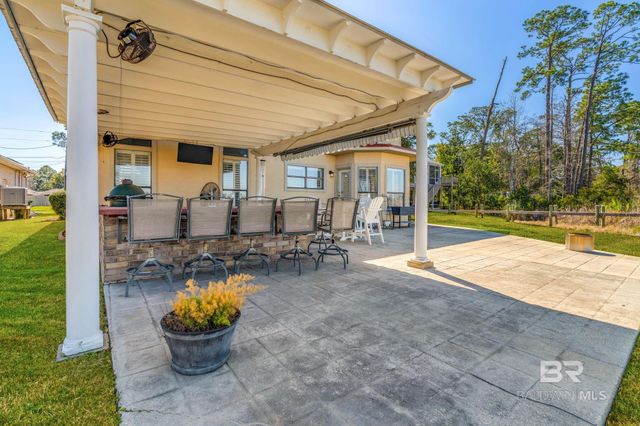 880 Paradise Beach Circle, Pensacola, FL 32506