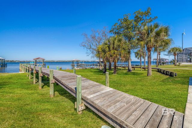 880 Paradise Beach Circle, Pensacola, FL 32506
