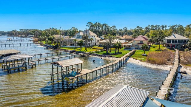 880 Paradise Beach Circle, Pensacola, FL 32506