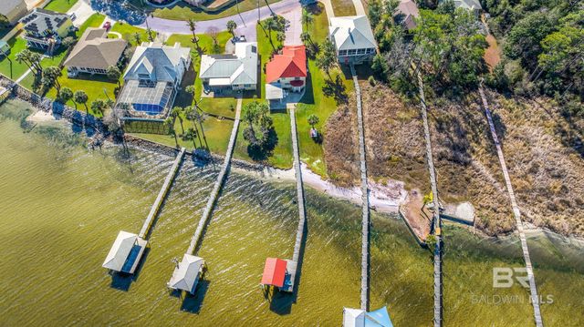 880 Paradise Beach Circle, Pensacola, FL 32506