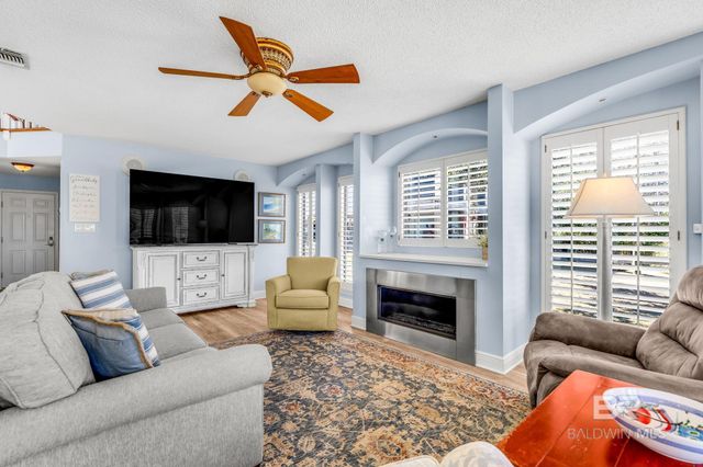 880 Paradise Beach Circle, Pensacola, FL 32506