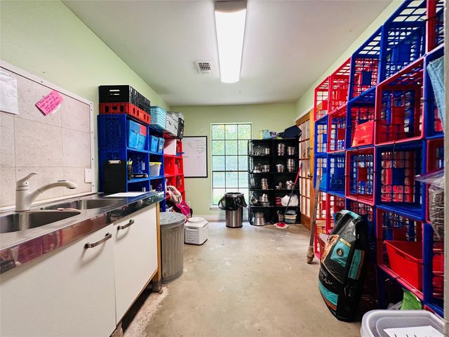 619 Lakeville Drive, Kingwood, TX 77339