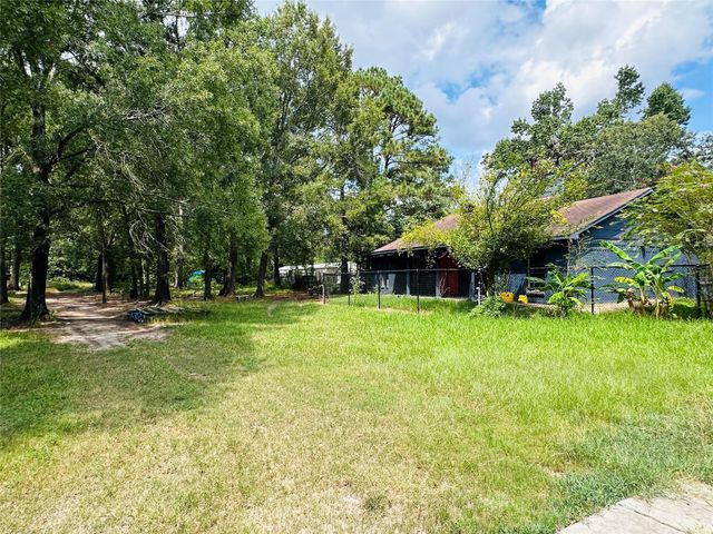 619 Lakeville Drive, Kingwood, TX 77339