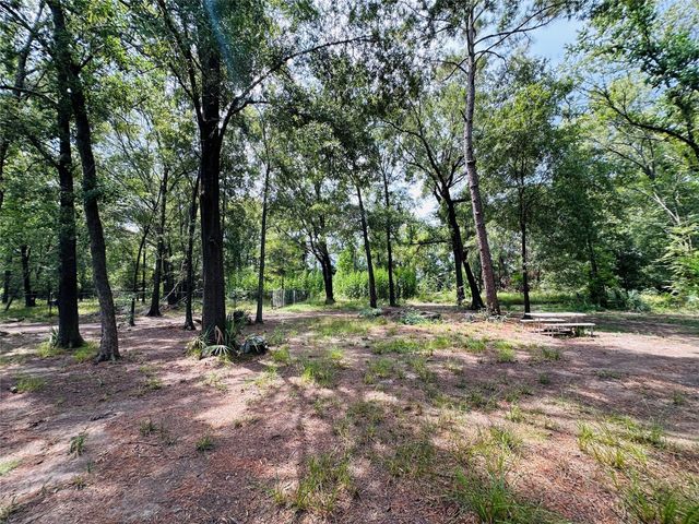 619 Lakeville Drive, Kingwood, TX 77339