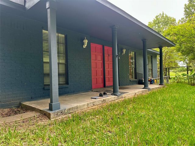 619 Lakeville Drive, Kingwood, TX 77339