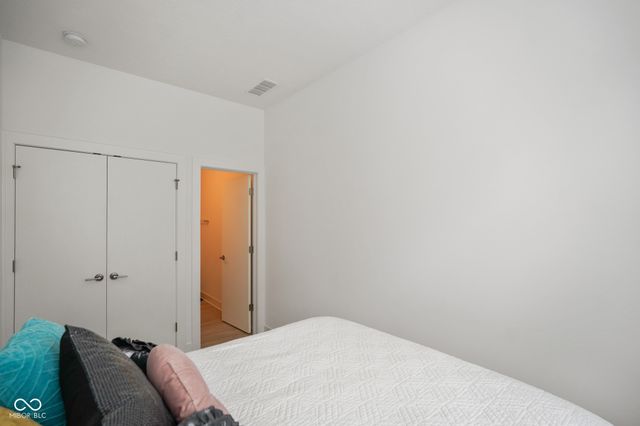 2125 Coretta Way, Indianapolis, IN 46202