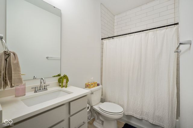 2125 Coretta Way, Indianapolis, IN 46202