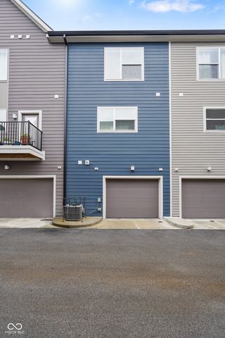 2125 Coretta Way, Indianapolis, IN 46202