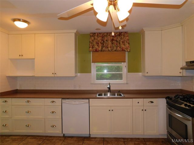 127 N Wildwood Drive, Prattville, AL 36067