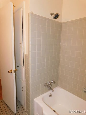 127 N Wildwood Drive, Prattville, AL 36067