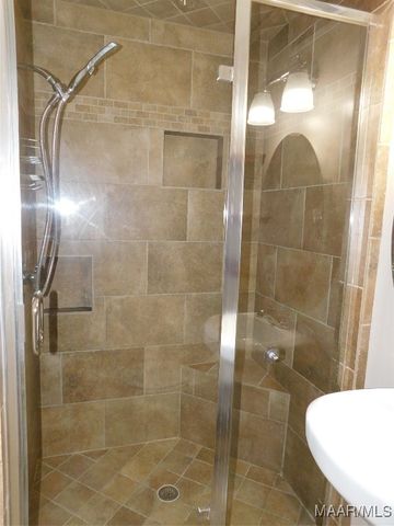 127 N Wildwood Drive, Prattville, AL 36067