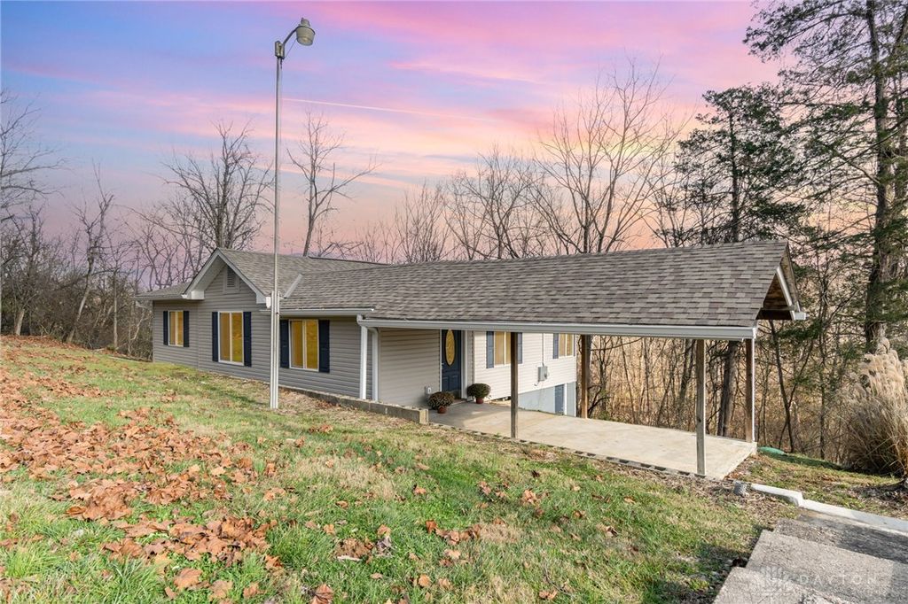 1942 Walnut Street, Loveland, OH 45140