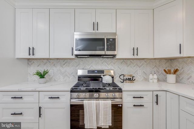 160 E MONMOUTH AVE, Sewell, NJ 08080