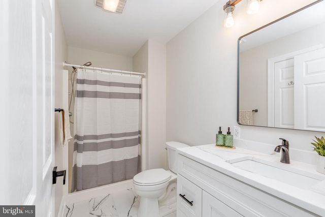 160 E MONMOUTH AVE, Sewell, NJ 08080