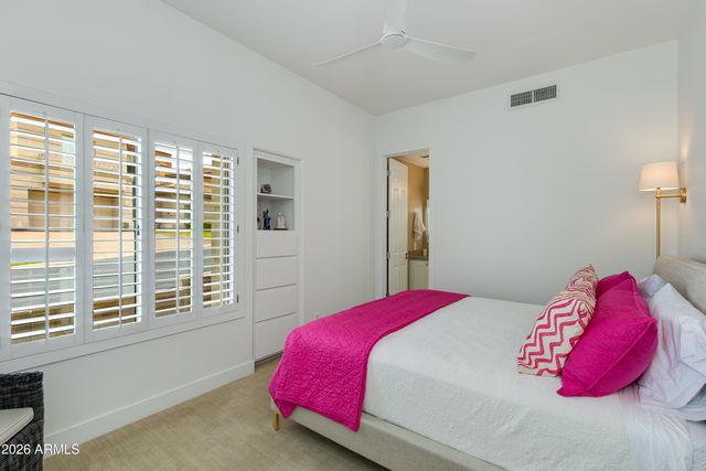 6533 N 29TH Street, Phoenix, AZ 85016