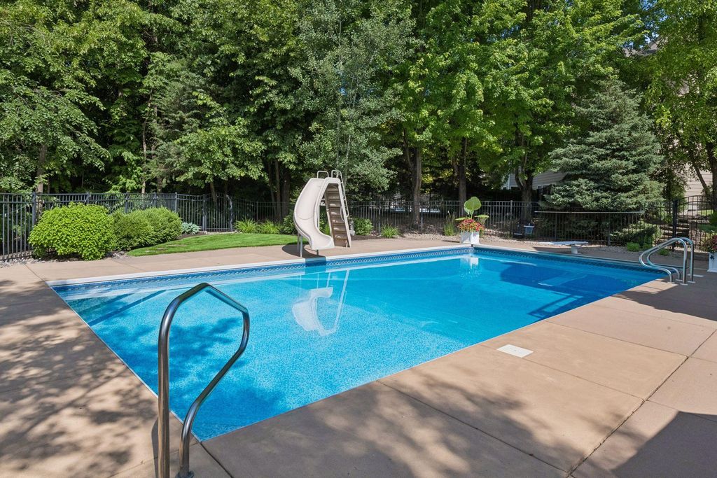 2932 Fairway Drive, Chaska, MN 55318 — photo 3