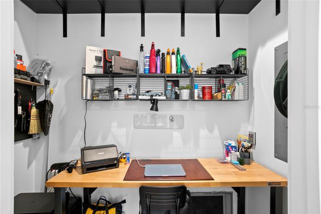 1109 18TH AVENUE N, St Petersburg, FL 33704