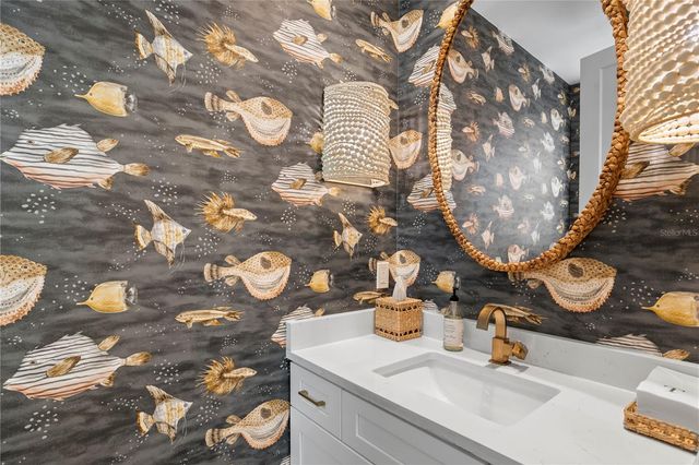 1109 18TH AVENUE N, St Petersburg, FL 33704