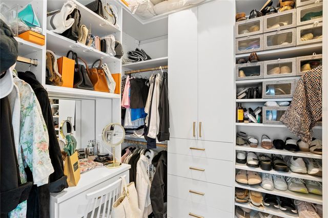 1109 18TH AVENUE N, St Petersburg, FL 33704