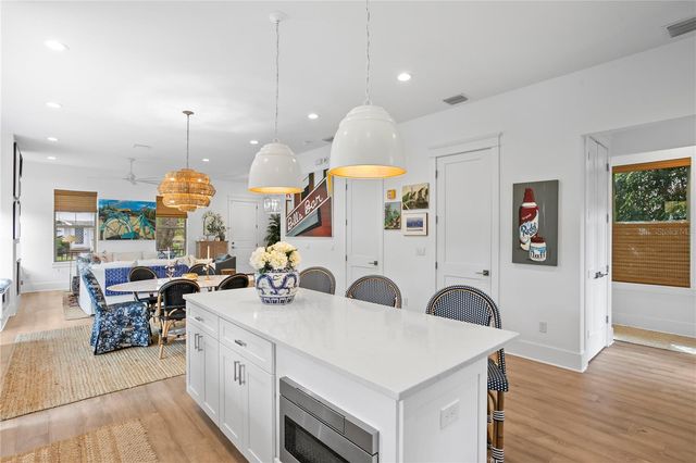 1109 18TH AVENUE N, St Petersburg, FL 33704