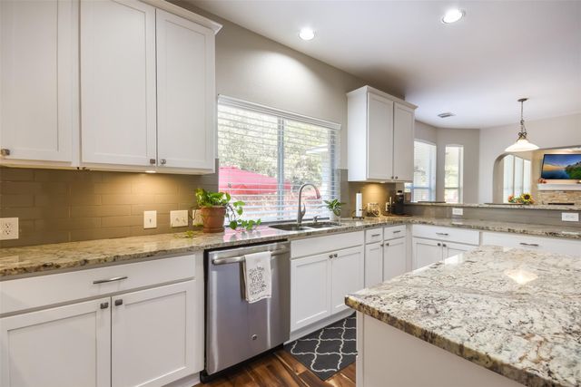 3224 Summer Canyon DR, Austin, TX 78732