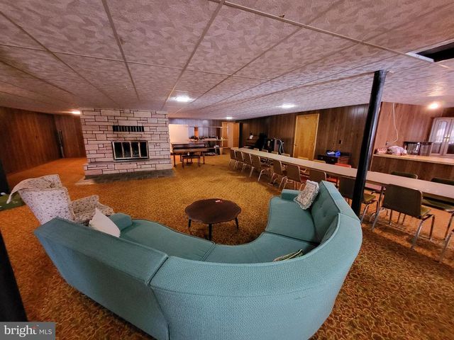 133 MORRAL DR, Everett, PA 15537