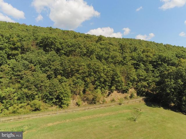 133 MORRAL DR, Everett, PA 15537